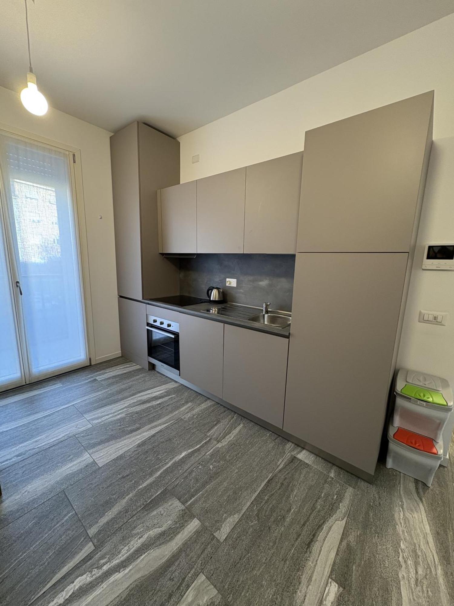 Essential Apartment Сесто-Сан-Джованни Экстерьер фото