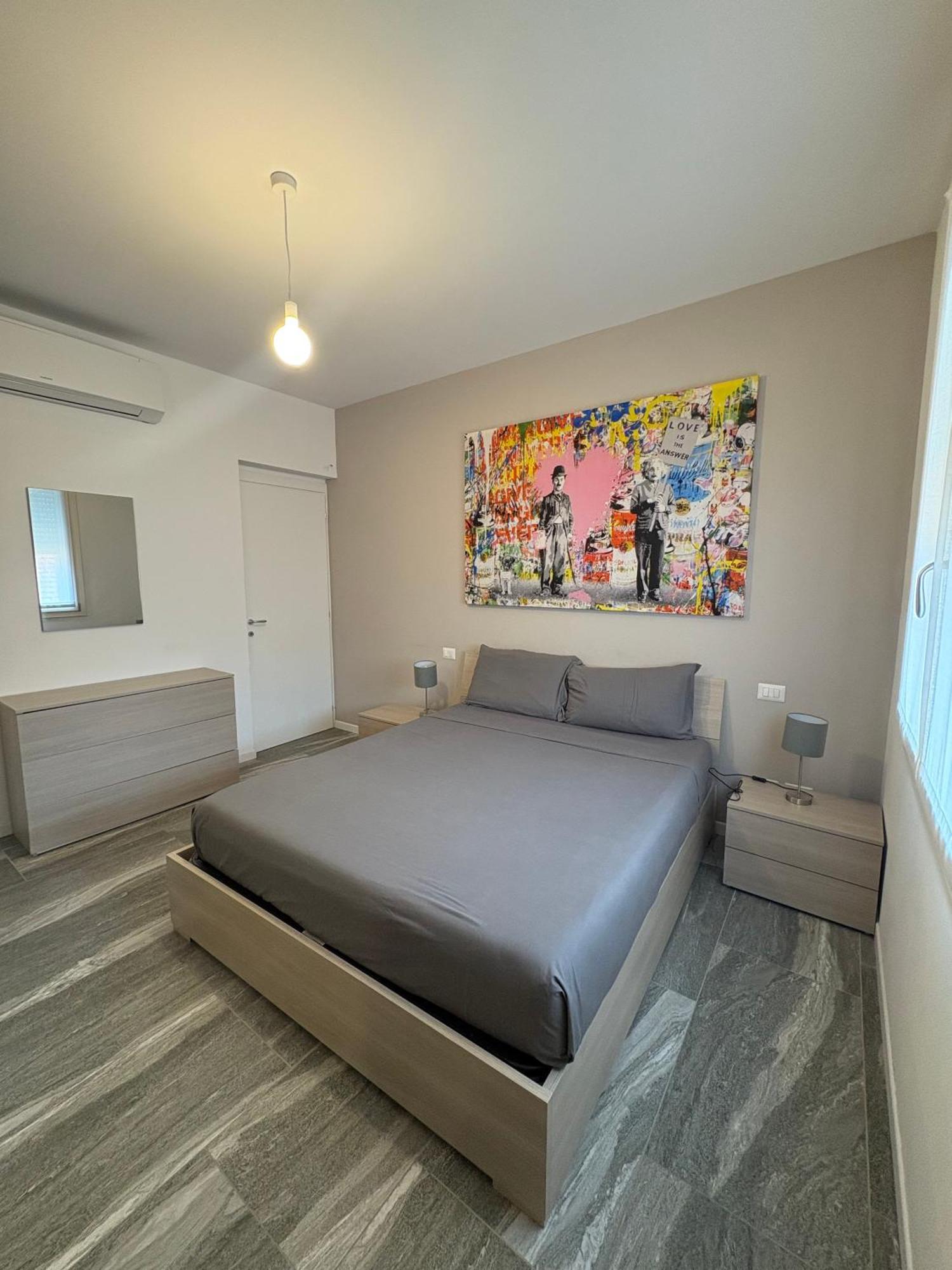 Essential Apartment Сесто-Сан-Джованни Экстерьер фото